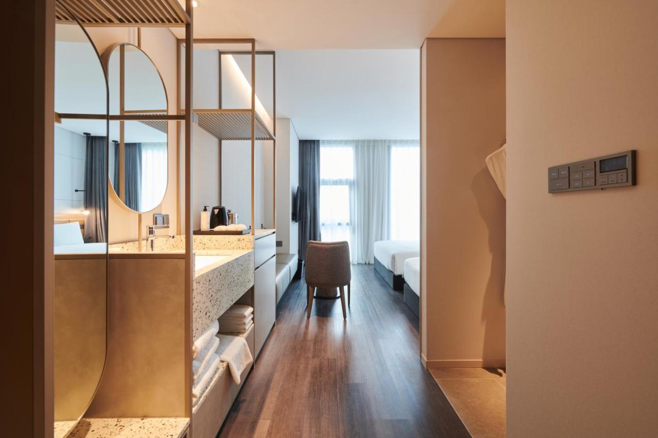 Nine Tree Premier Rokaus Hotel Seoul Yongsan Экстерьер фото