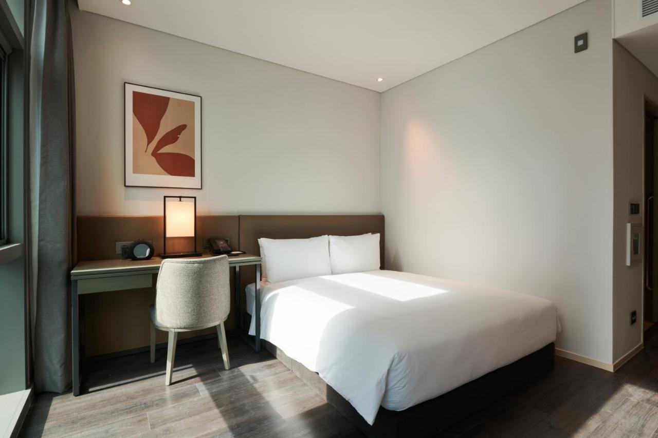 Nine Tree Premier Rokaus Hotel Seoul Yongsan Экстерьер фото