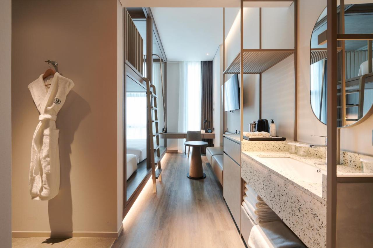 Nine Tree Premier Rokaus Hotel Seoul Yongsan Экстерьер фото